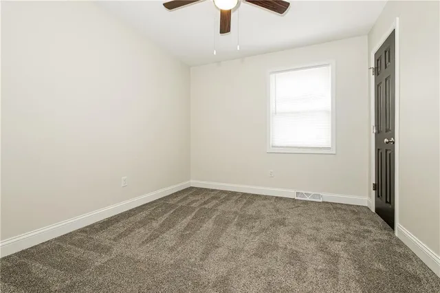 $2,075 | 1212 Northwest 67th Street, Kansas City, MO 64118