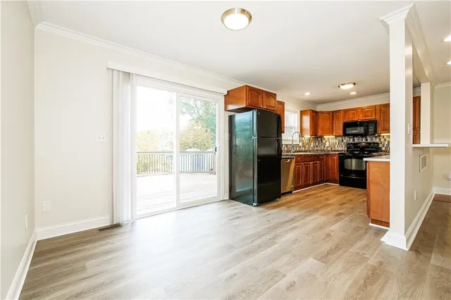 $2,075 | 1212 Northwest 67th Street, Kansas City, MO 64118