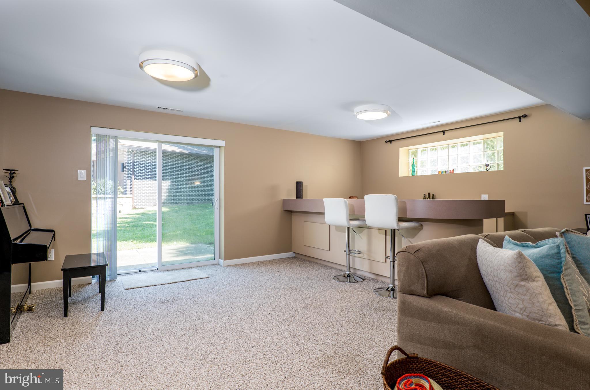 7209 Verbena Road Baltimore, MD 21209 - Photo 22 of 42 built in bar area with walk-out