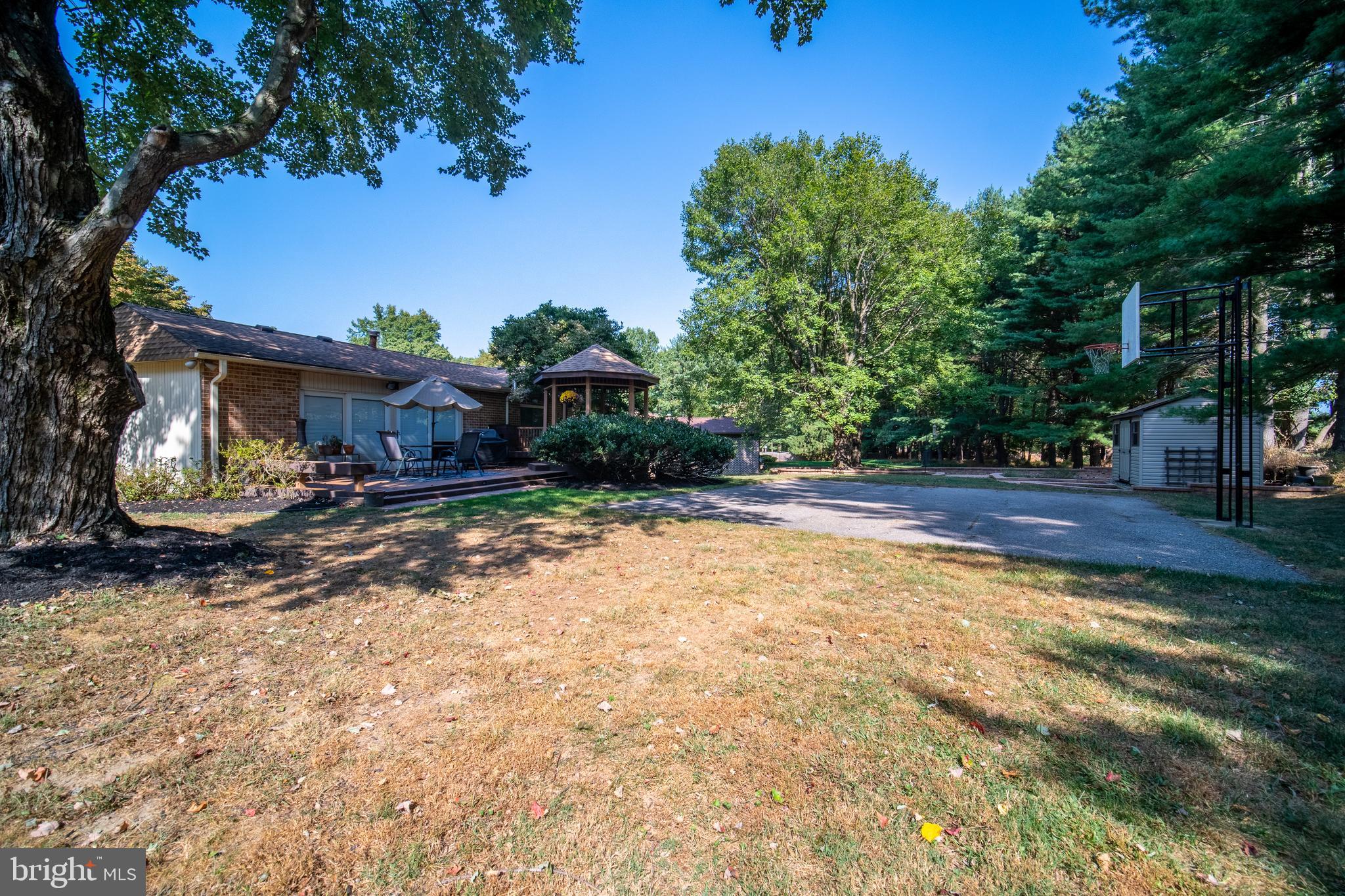 7209 Verbena Road Baltimore, MD 21209 - Photo 35 of 42 room for a pool