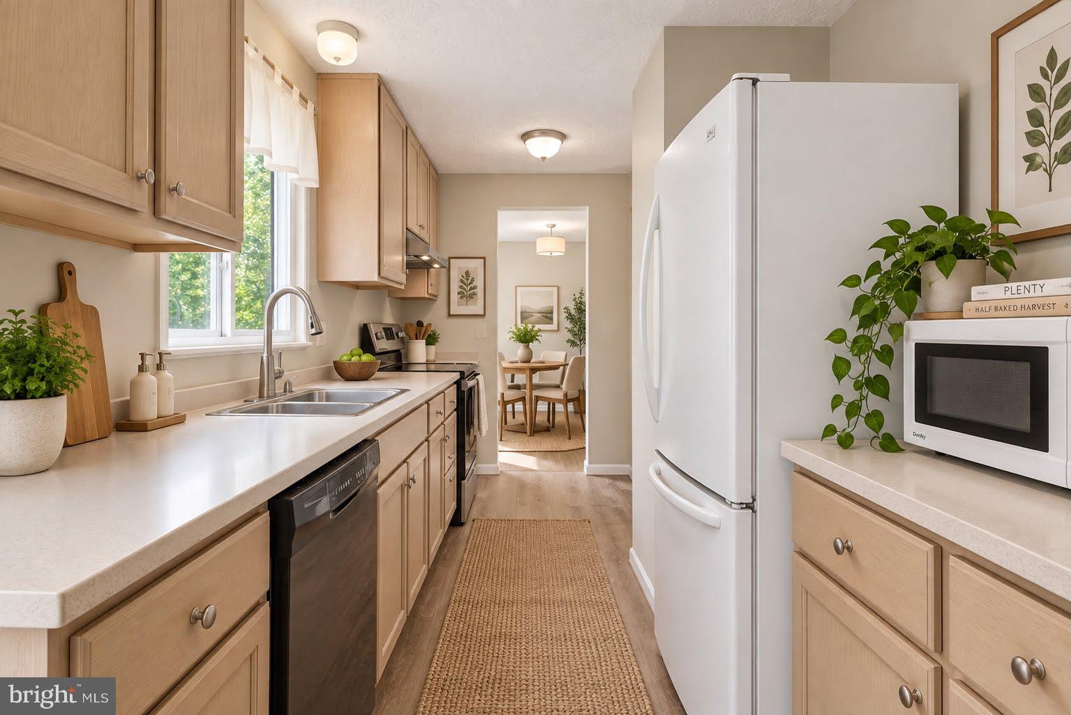 8467 Magic Tree Court Springfield, VA 22153 - Photo 8 of 52 Virtually Staged