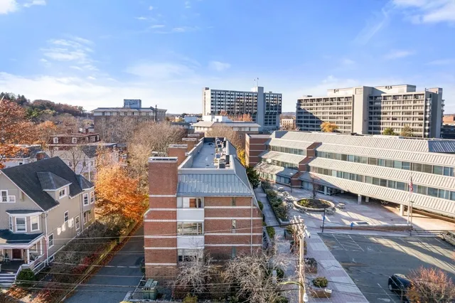 a picture of city view