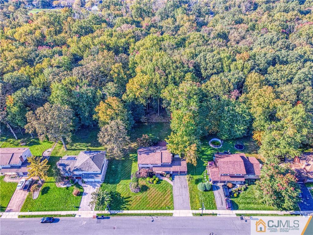 26 Woodmere Road North Brunswick, NJ 08902 - Photo 2 of 49 Gallery Image 2