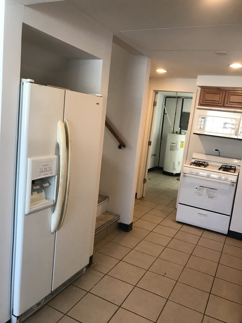 8610 South Wabash Avenue Chicago, IL 60619 - Photo 5 of 11