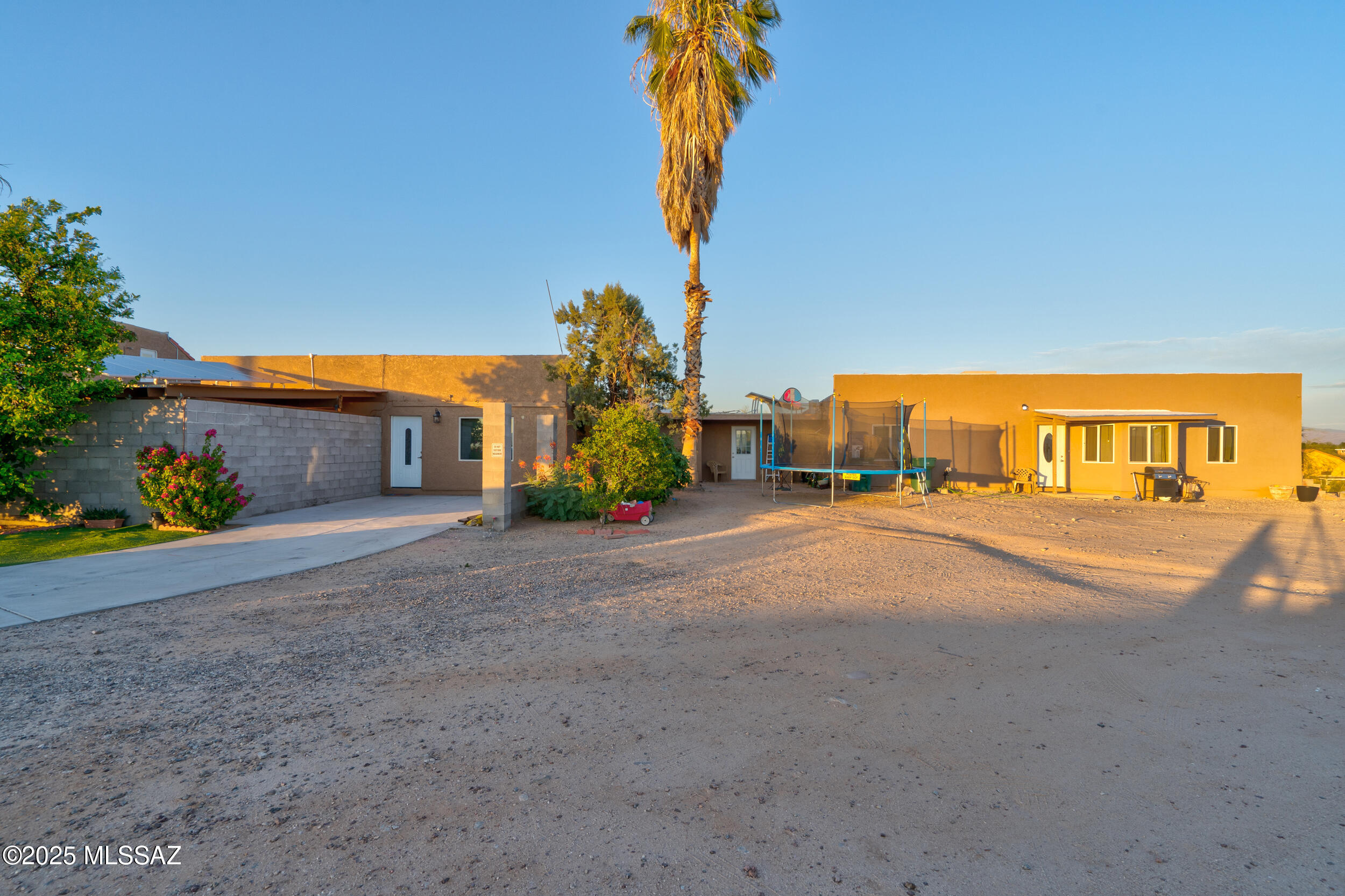 1061 West Roller Coaster Road Tucson, AZ 85704 - Photo 35 of 50 Gallery Image 35