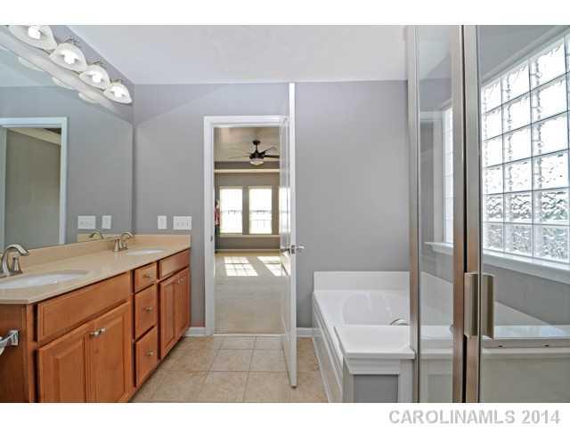10612 Serape Road, Unit 265 Charlotte, NC 28277 - Photo 8 of 15 Gallery Image 8