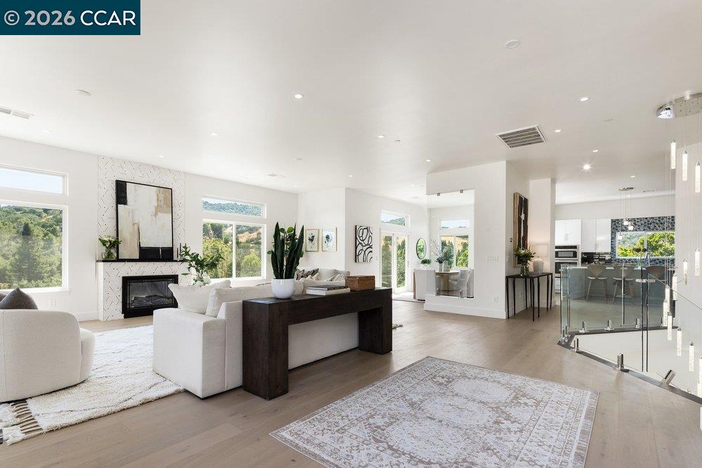 130 Arbor View Lane Lafayette, CA 94549 - Photo 7 of 40