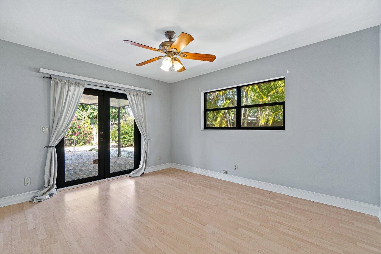133 Northwest 10th Avenue Boca Raton, FL 33486 - Photo 16 of 25 Bedroom 2