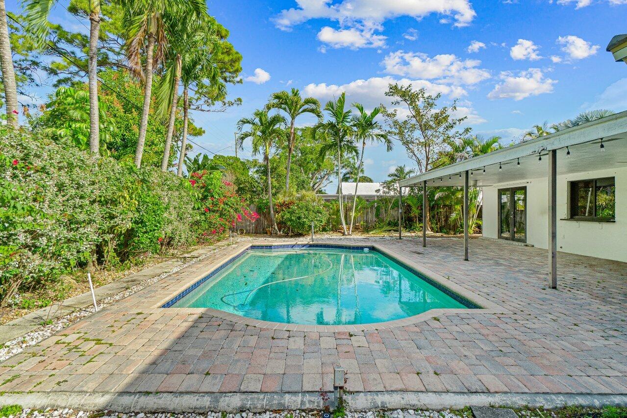 133 Northwest 10th Avenue Boca Raton, FL 33486 - Photo 20 of 25 Backyard