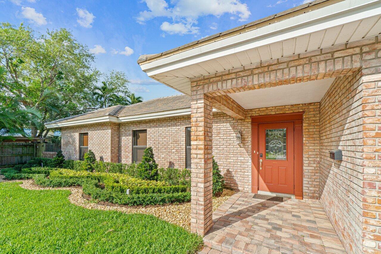 133 Northwest 10th Avenue Boca Raton, FL 33486 - Photo 22 of 25 Exterior front
