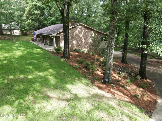 $379,000 | 727 Laney Drive, Clinton, MS 39056