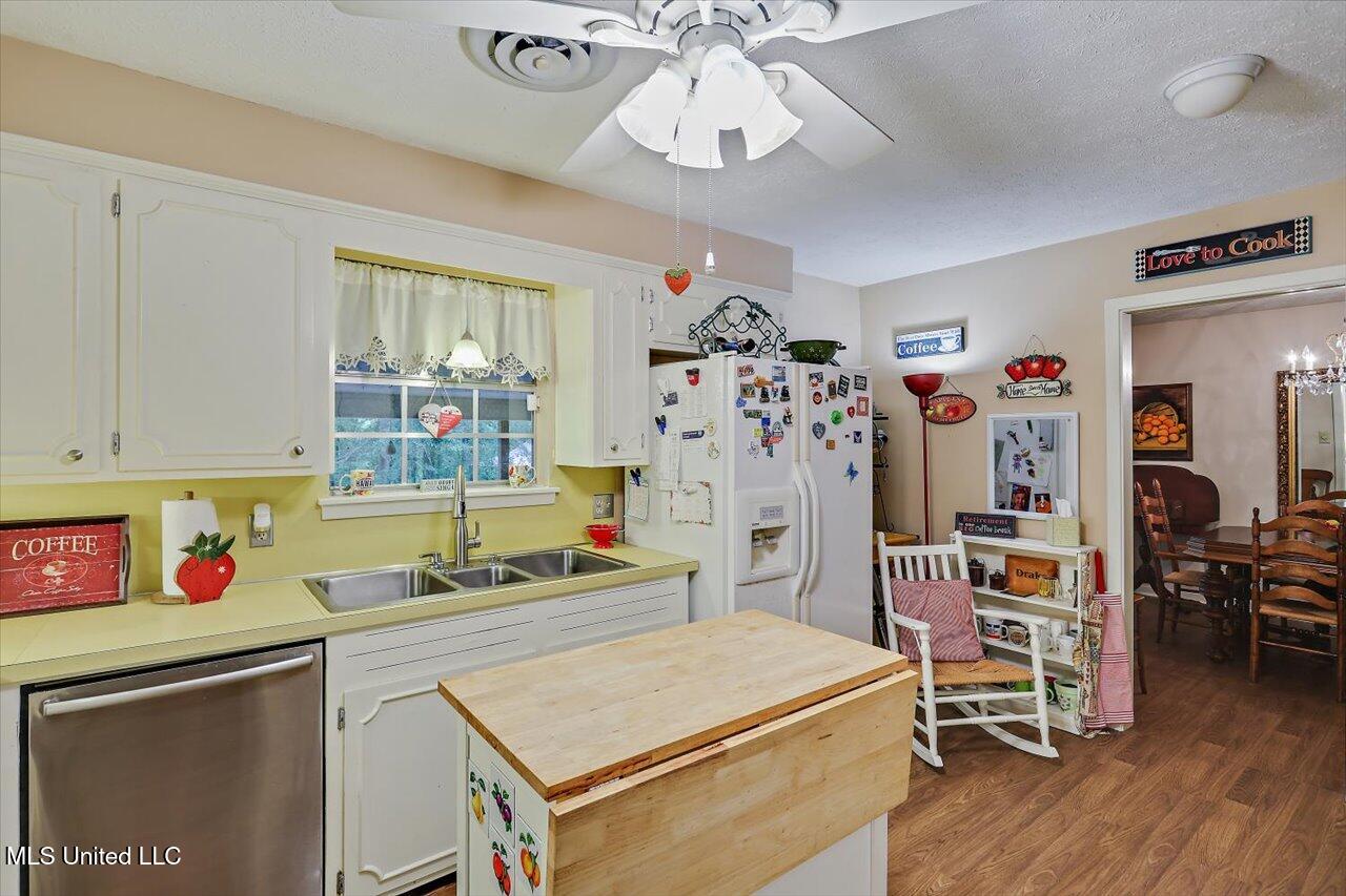 727 Laney Drive Clinton, MS 39056 - Photo 14 of 55 13-727 Laney Dr