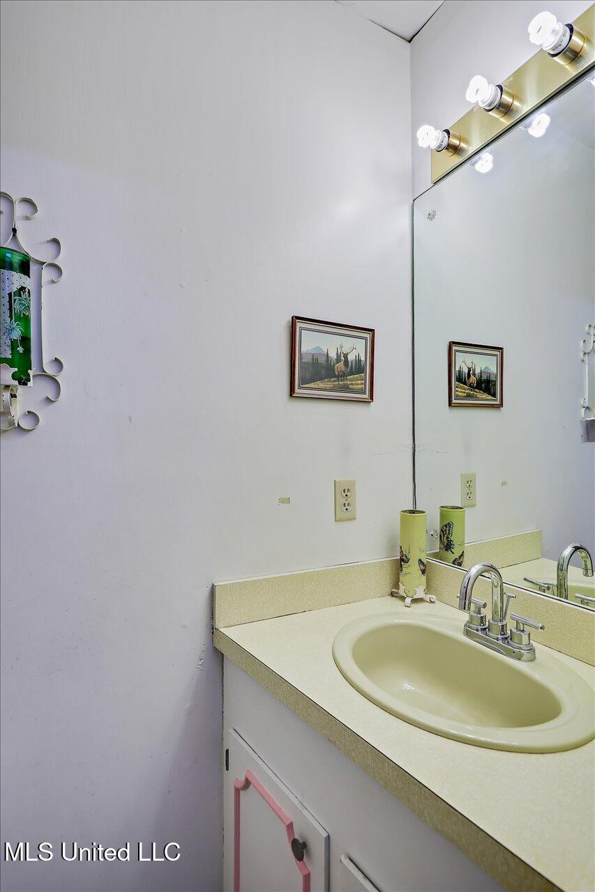 727 Laney Drive Clinton, MS 39056 - Photo 30 of 55 29-727 Laney Dr