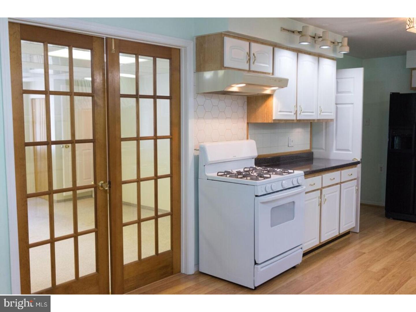 620 Mill Road Trevose, PA 19053 - Photo 12 of 25 Kitchen