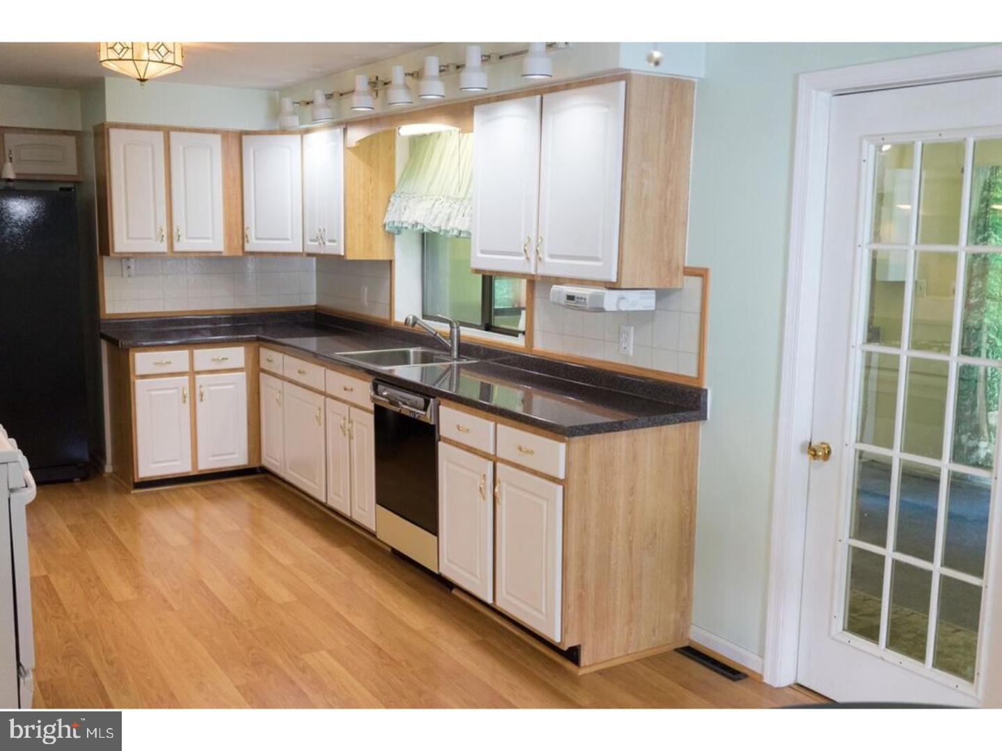 620 Mill Road Trevose, PA 19053 - Photo 13 of 25 Kitchen