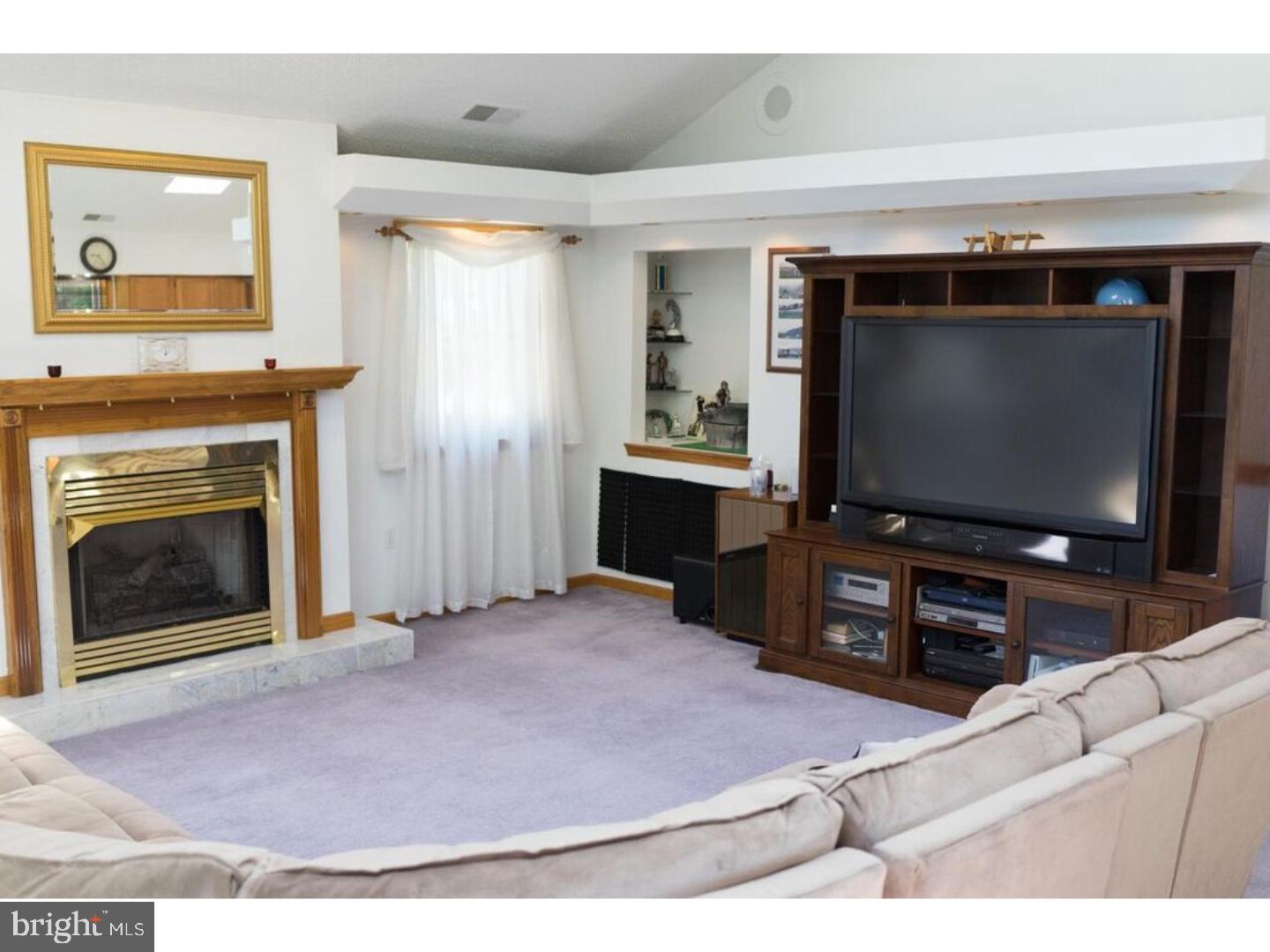 620 Mill Road Trevose, PA 19053 - Photo 17 of 25 Living Room
