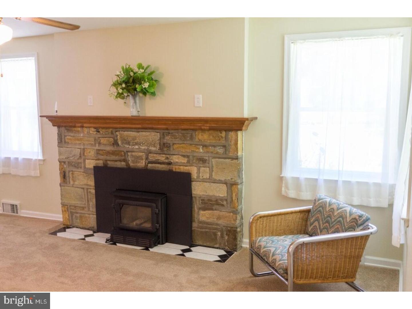 620 Mill Road Trevose, PA 19053 - Photo 3 of 25 Living Room