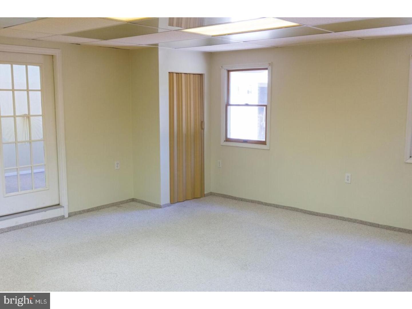 620 Mill Road Trevose, PA 19053 - Photo 10 of 25 Family Room