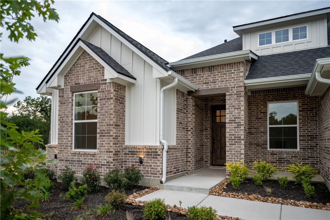 4015 Pacific Crest Way Bryan, TX 77802 - Photo 2 of 34