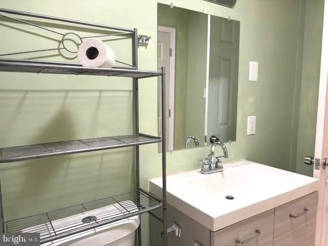 $2,775 | 19029 Gallop Drive, Germantown, MD 20874