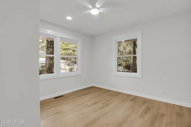 $374,000 | 2408 Pine Court South, Beaufort, SC 29902