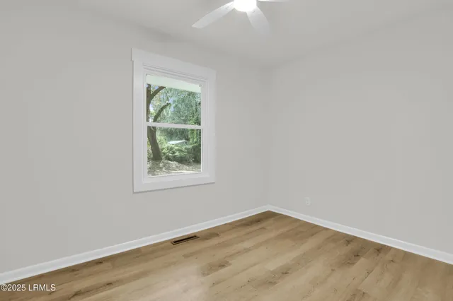 $374,000 | 2408 Pine Court South, Beaufort, SC 29902