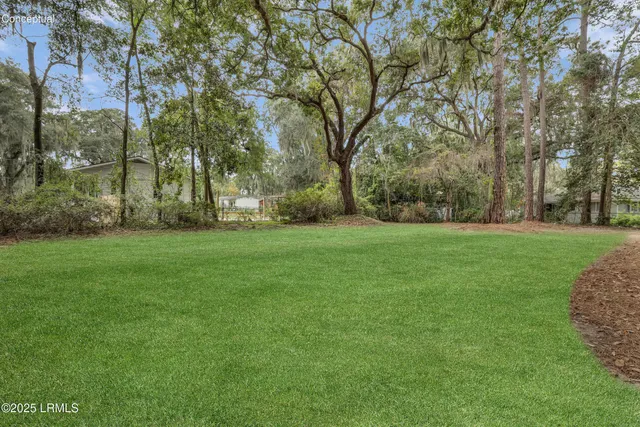 $374,000 | 2408 Pine Court South, Beaufort, SC 29902