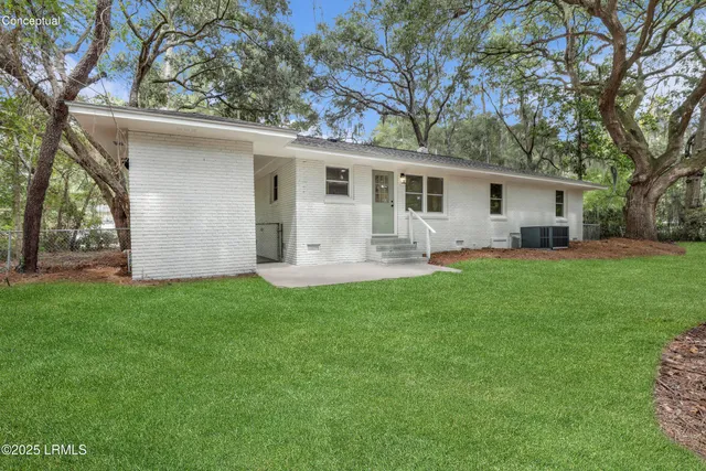 $374,000 | 2408 Pine Court South, Beaufort, SC 29902