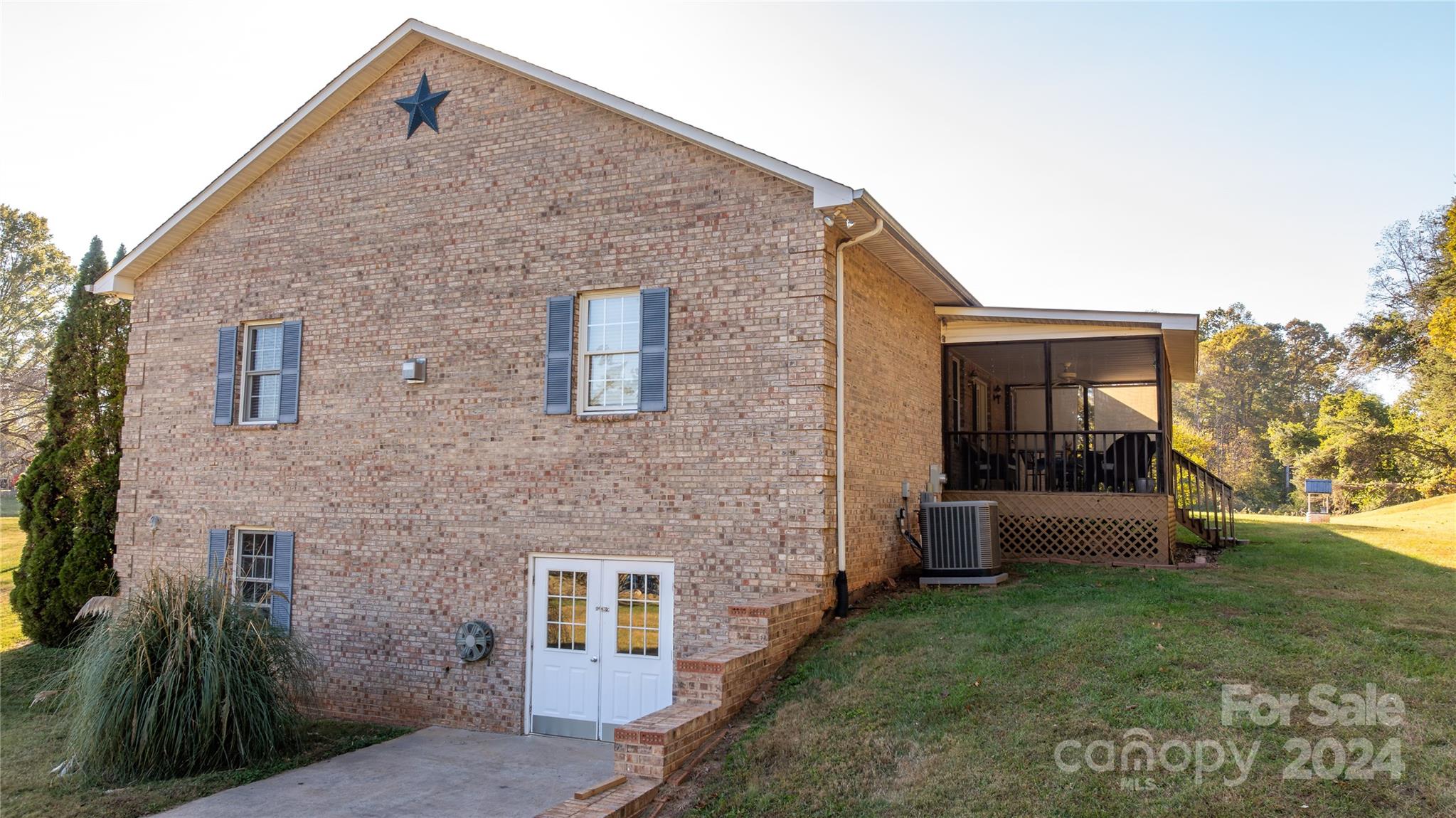 2658 Pax Hill Road Morganton, NC 28655 - Photo 5 of 30 Gallery Image 5