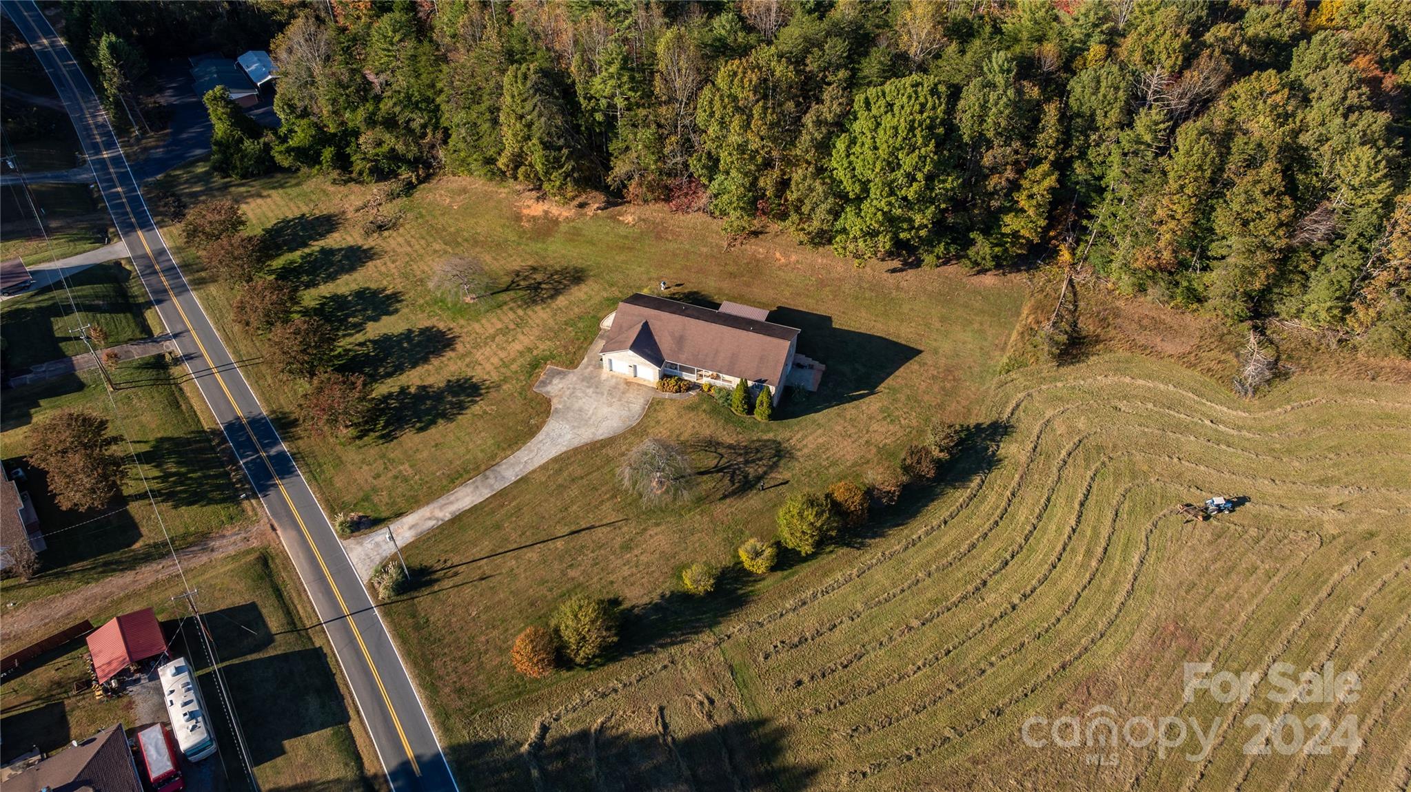 2658 Pax Hill Road Morganton, NC 28655 - Photo 8 of 30 Gallery Image 8