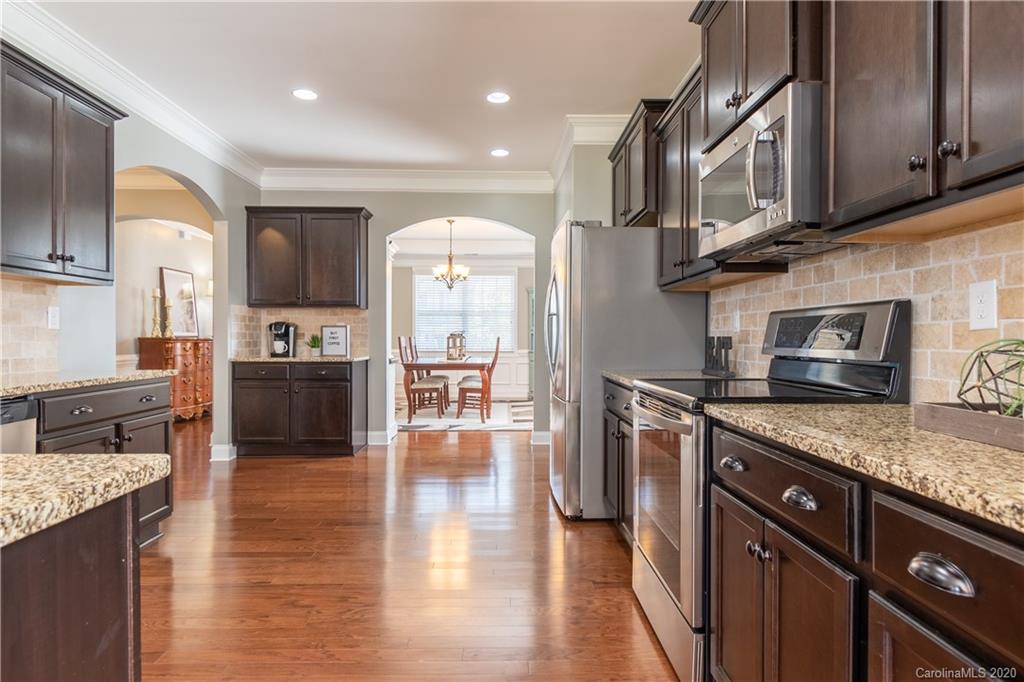 15733 Foreleigh Road Huntersville, NC 28078 - Photo 6 of 45 Gallery Image 6