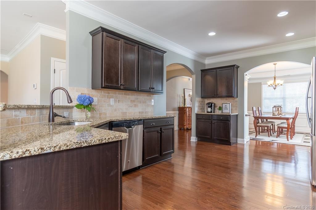 15733 Foreleigh Road Huntersville, NC 28078 - Photo 8 of 45 Gallery Image 8