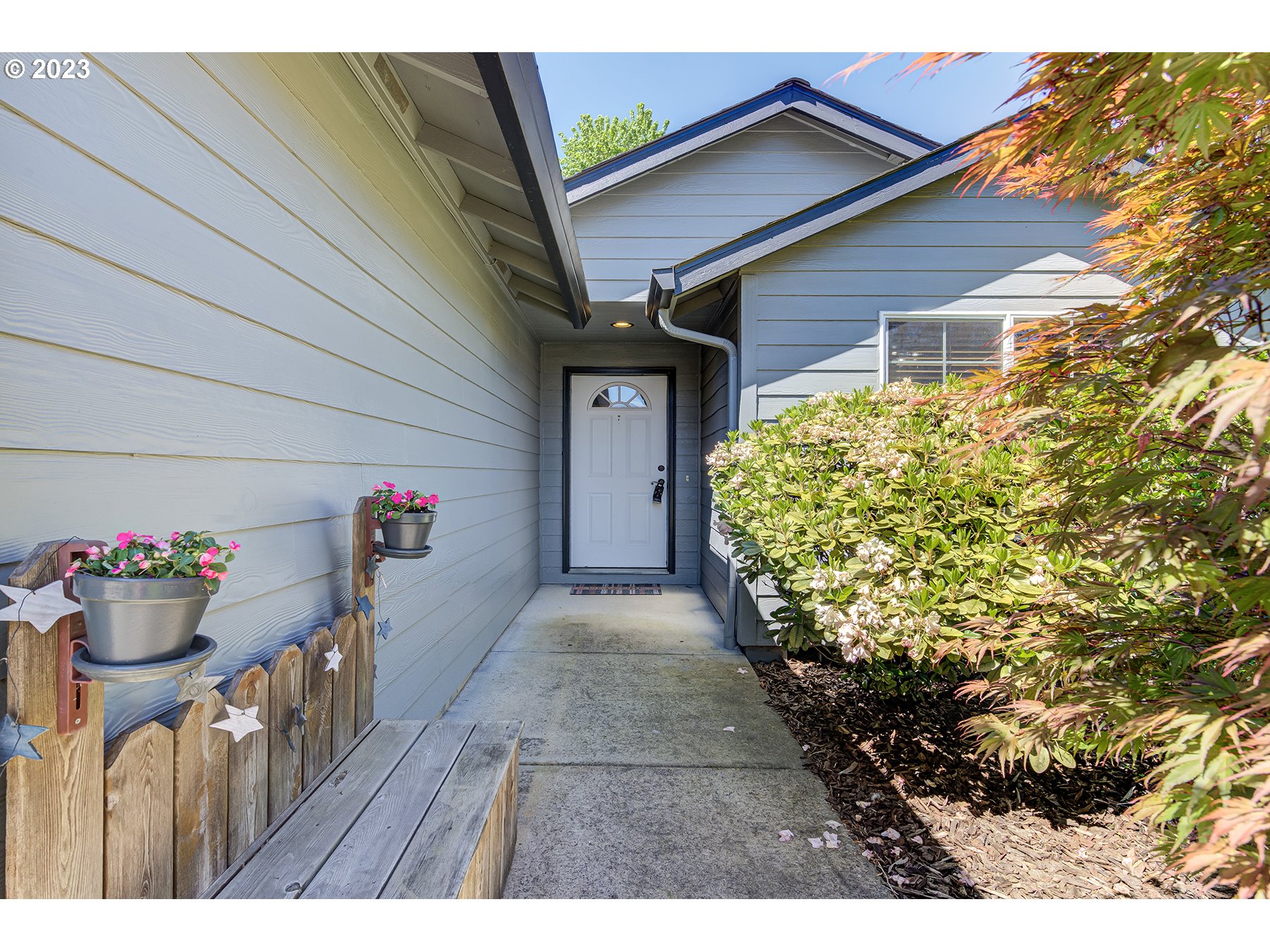 929 North 1st Avenue Ridgefield, WA 98642 - Photo 2 of 28