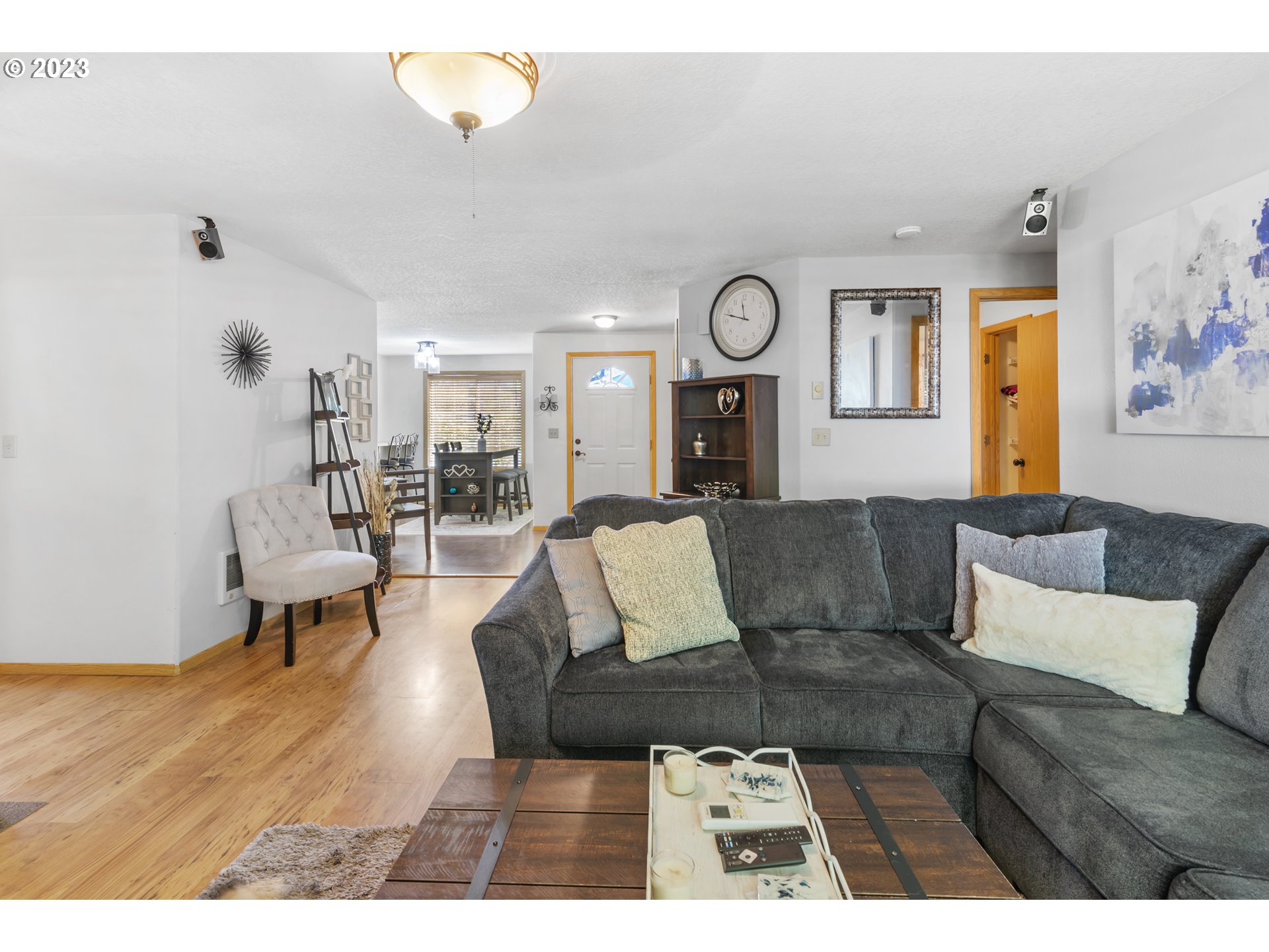 929 North 1st Avenue Ridgefield, WA 98642 - Photo 4 of 28