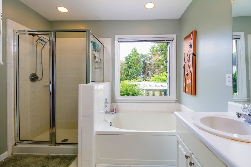 5914 Forest Ridge Drive Durham, NC 27713 - Photo 16 of 25 Shower and Tub
