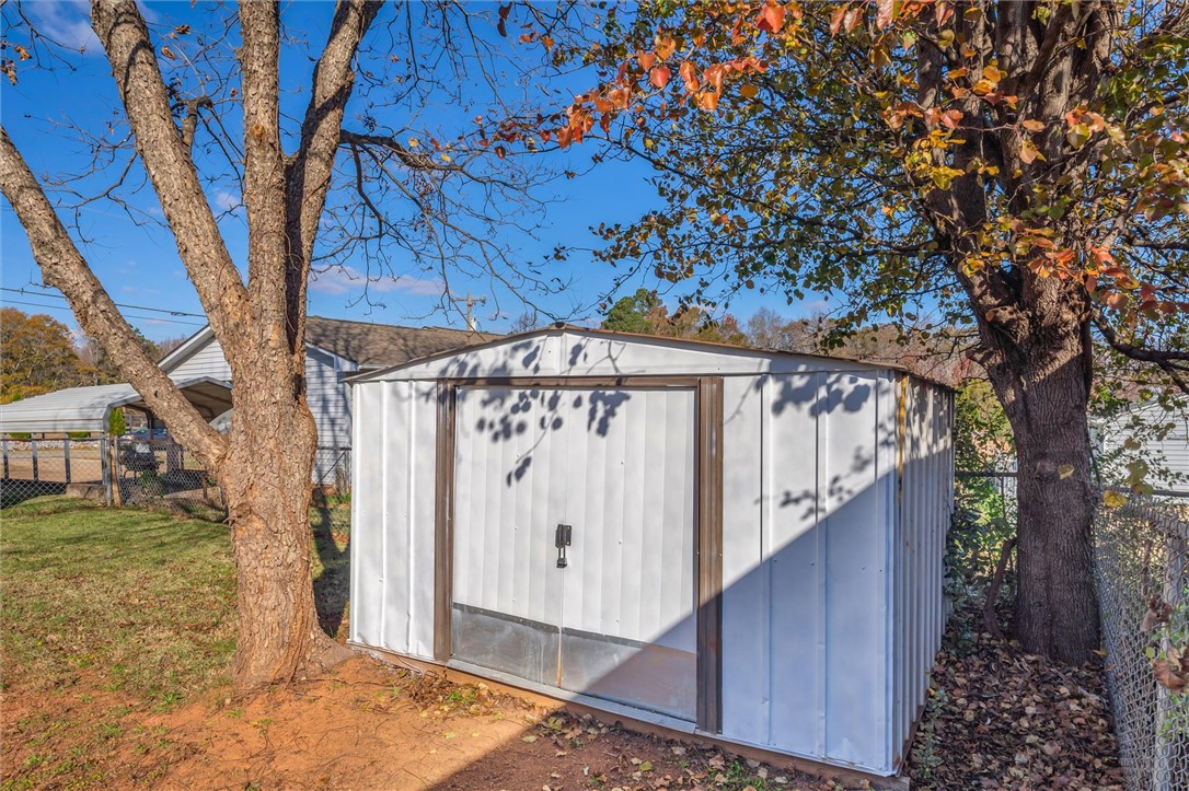 1051 Southfield Street Inman, SC 29349 - Photo 25 of 33