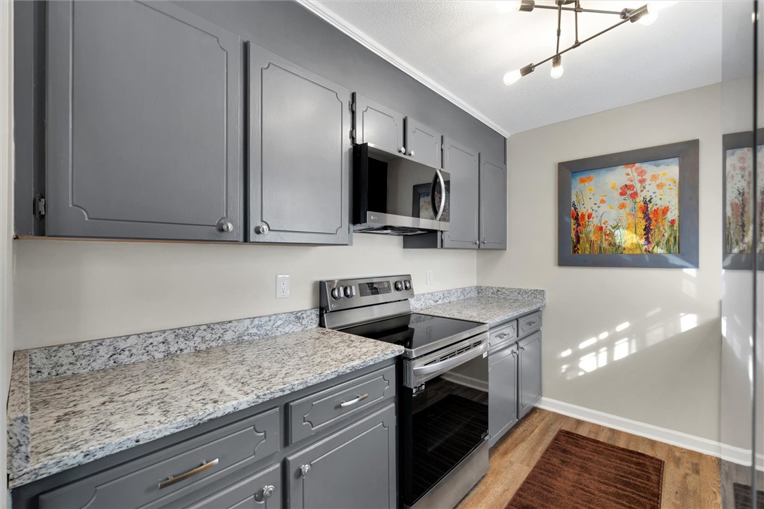 1051 Southfield Street Inman, SC 29349 - Photo 4 of 33