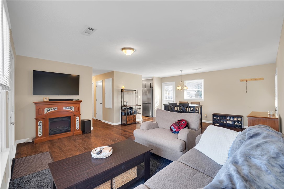 1051 Southfield Street Inman, SC 29349 - Photo 8 of 33