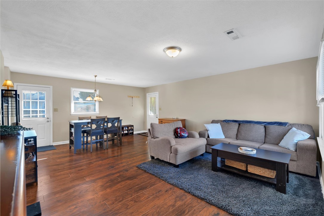 1051 Southfield Street Inman, SC 29349 - Photo 9 of 33