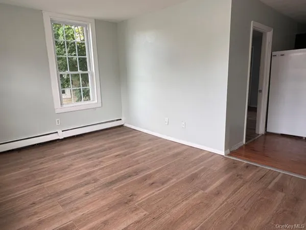 $1,750 | 206-208 Main Street, Unit D, Maybrook, NY 12543