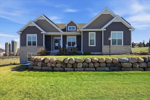 $950,000 | 4754 Sunset Ridge Drive, Middleton, WI 53562