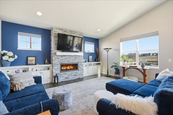 $950,000 | 4754 Sunset Ridge Drive, Middleton, WI 53562