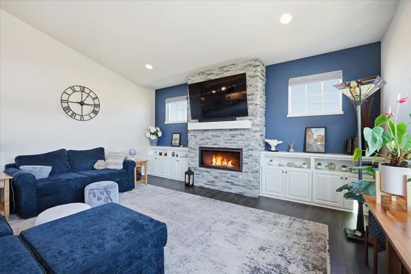 $950,000 | 4754 Sunset Ridge Drive, Middleton, WI 53562