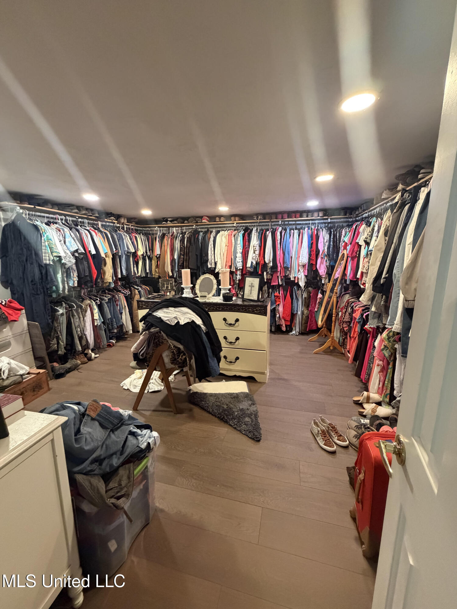 135 Burger Road Petal, MS 39465 - Photo 16 of 21 Primary Closet 16x16