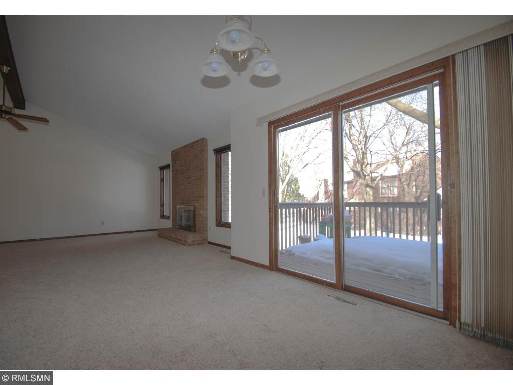 9377 Nesbitt Road Bloomington, MN 55437 - Photo 7 of 24