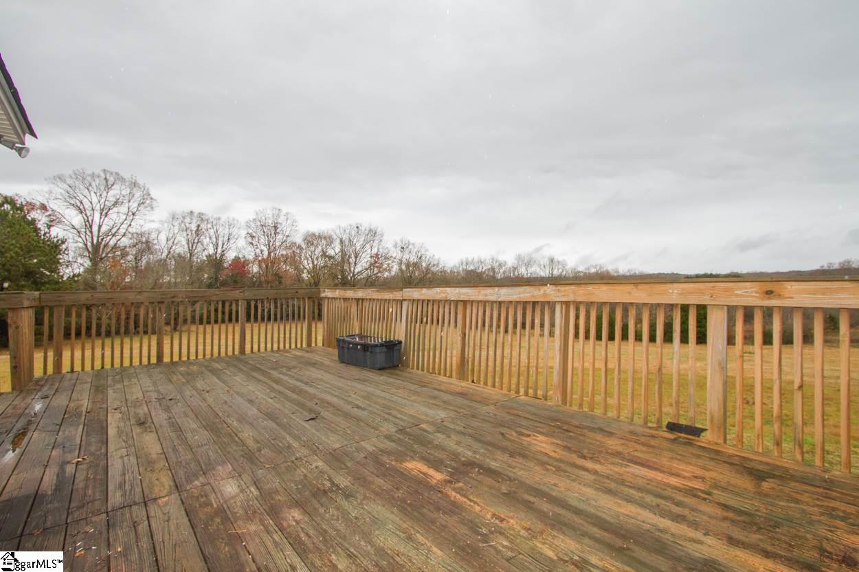 217 Jule Martin Road Anderson, SC 29621 - Photo 12 of 36