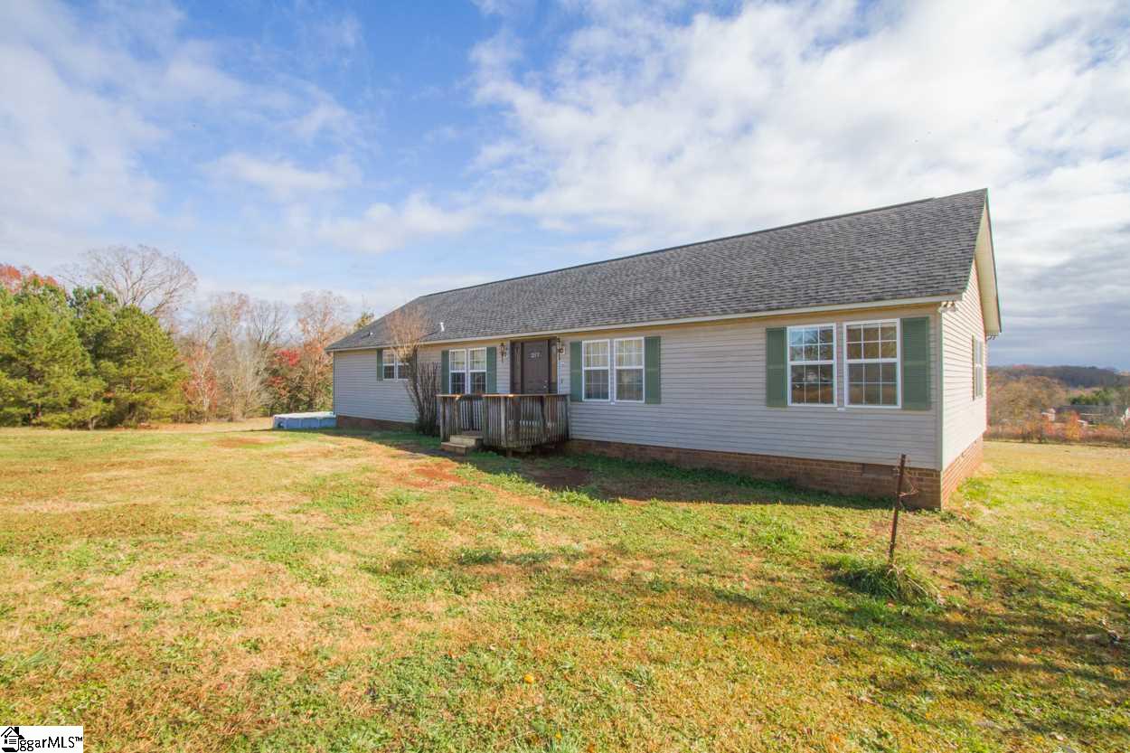 217 Jule Martin Road Anderson, SC 29621 - Photo 3 of 36