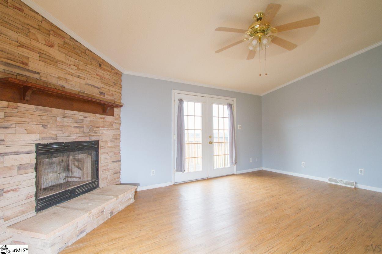 217 Jule Martin Road Anderson, SC 29621 - Photo 9 of 36