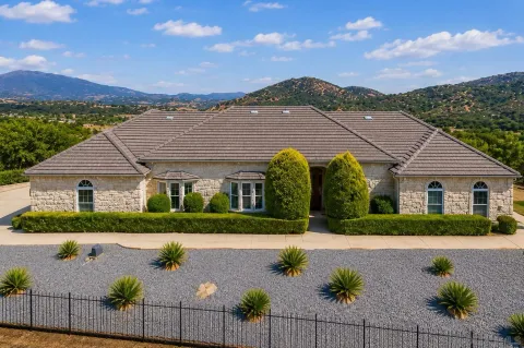 $1,999,999 | 10015 El Capitan Real Road, El Cajon, CA 92021