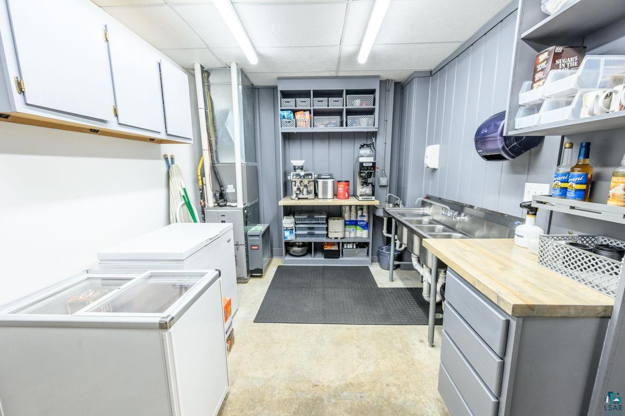601 Main Street Biwabik, MN 55708 - Photo 11 of 39 Kitchen